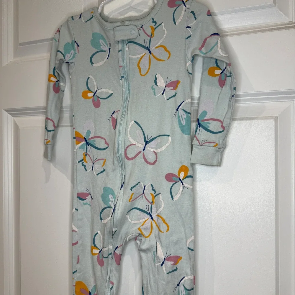 Carters Girls Size 24 Months Butterfly Footed Pajamas Sleep‎ and Play Zip Up